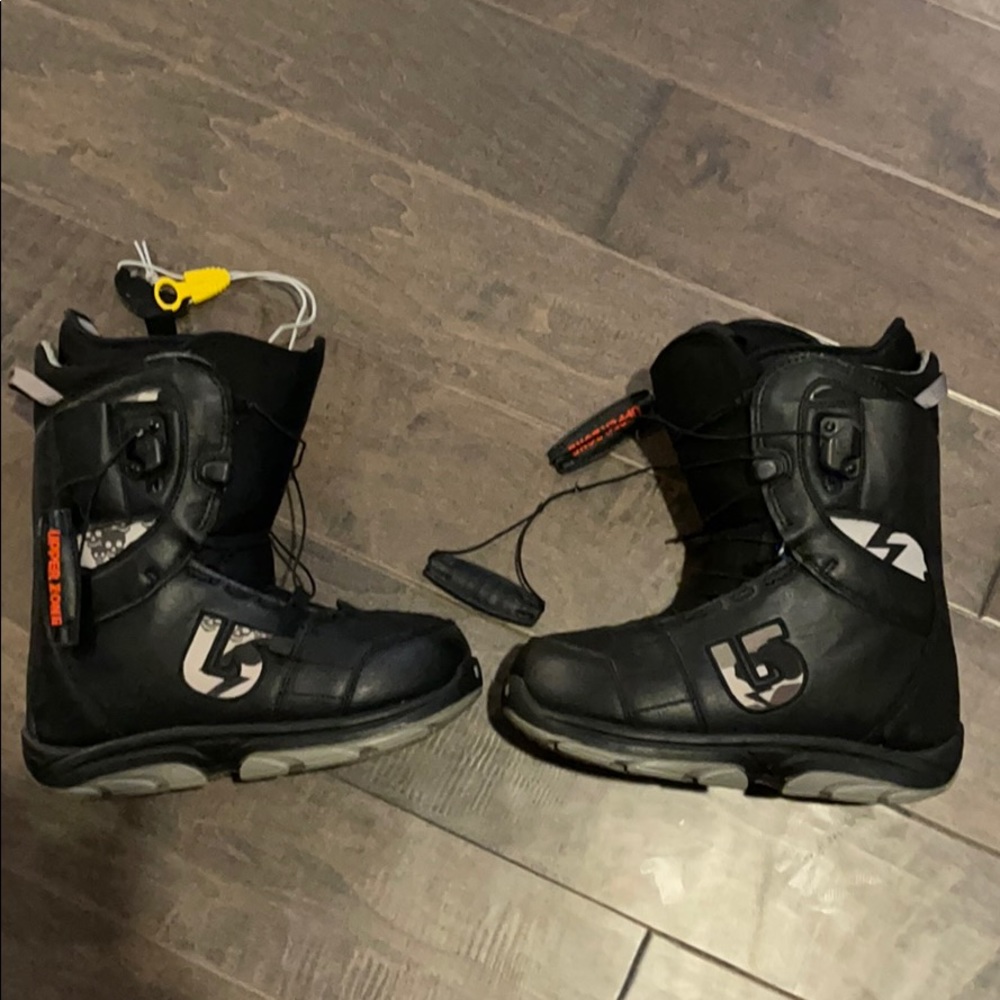 Burton Speed Zone Grom Boys snowboard boots